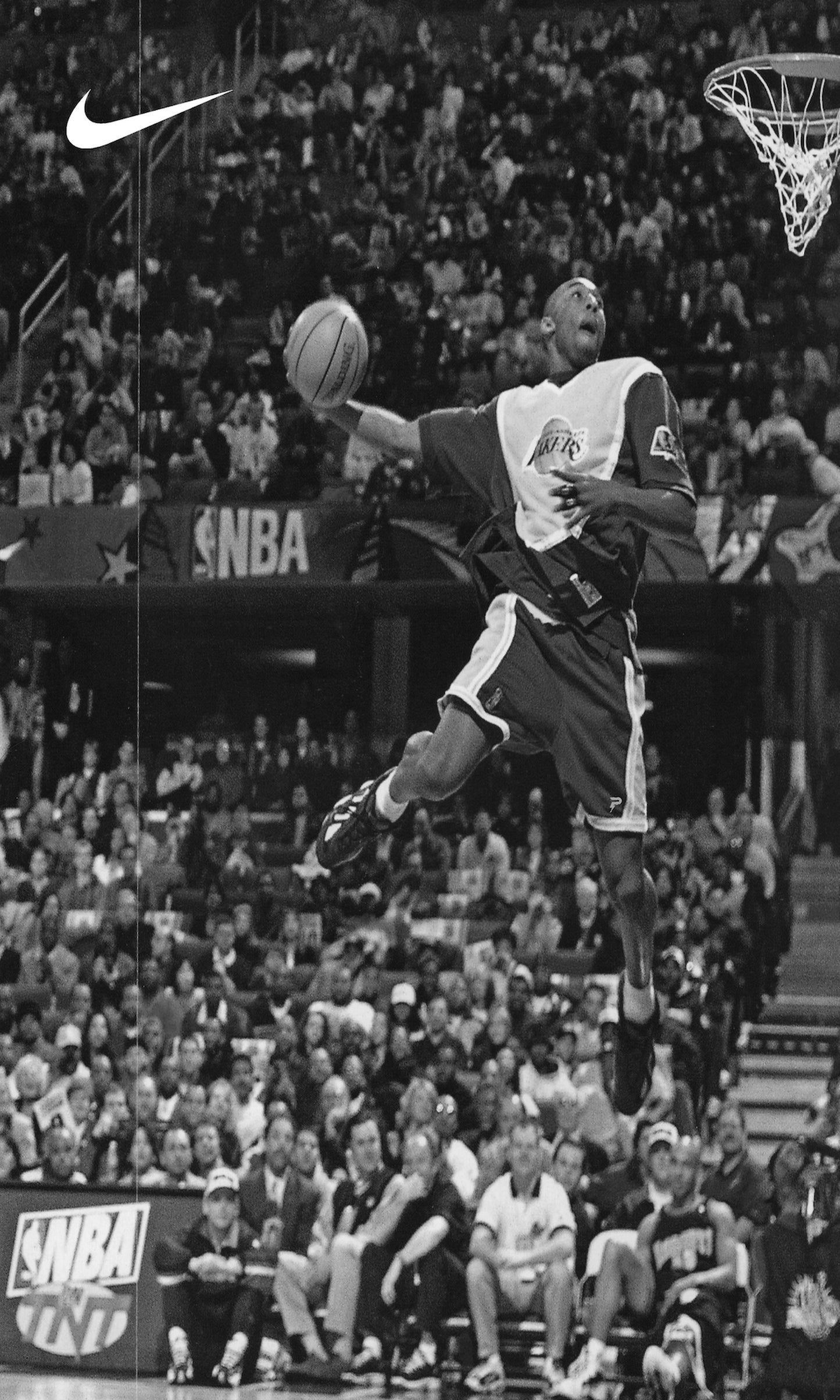 Kobe 1997 Dunk Contest Mono